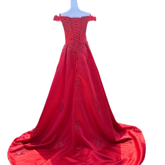 SOLD! Crimson Embroidered Off-Shoulder Ballgown with Cathedral Train - Size M - Picture 3 of 9